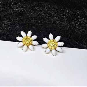 Clearance Crystal daisy earrings